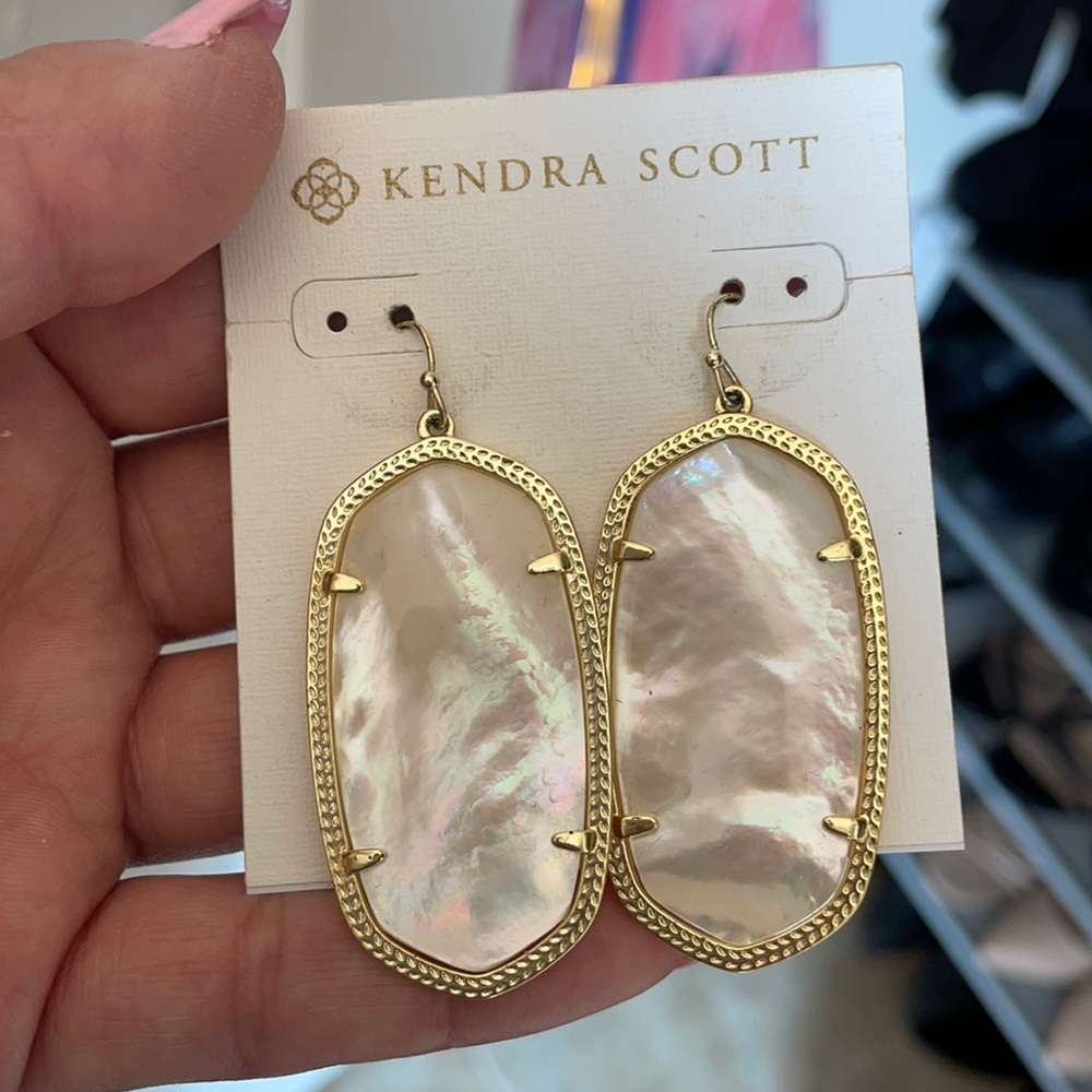 Ivory pearl earrings